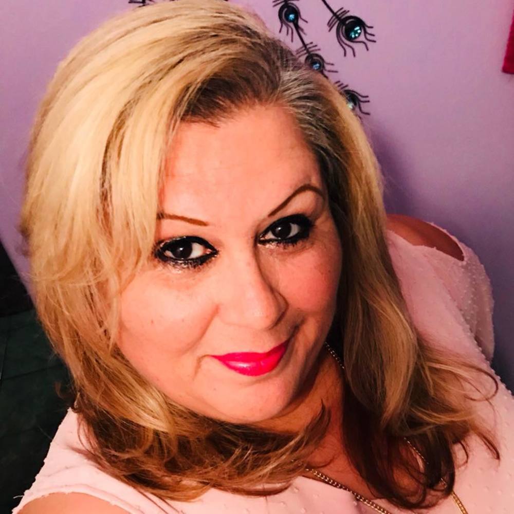 Meet your Posher, Becky